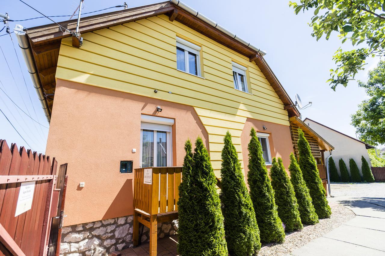 Almafa Apartmanhaz Eger Exterior photo